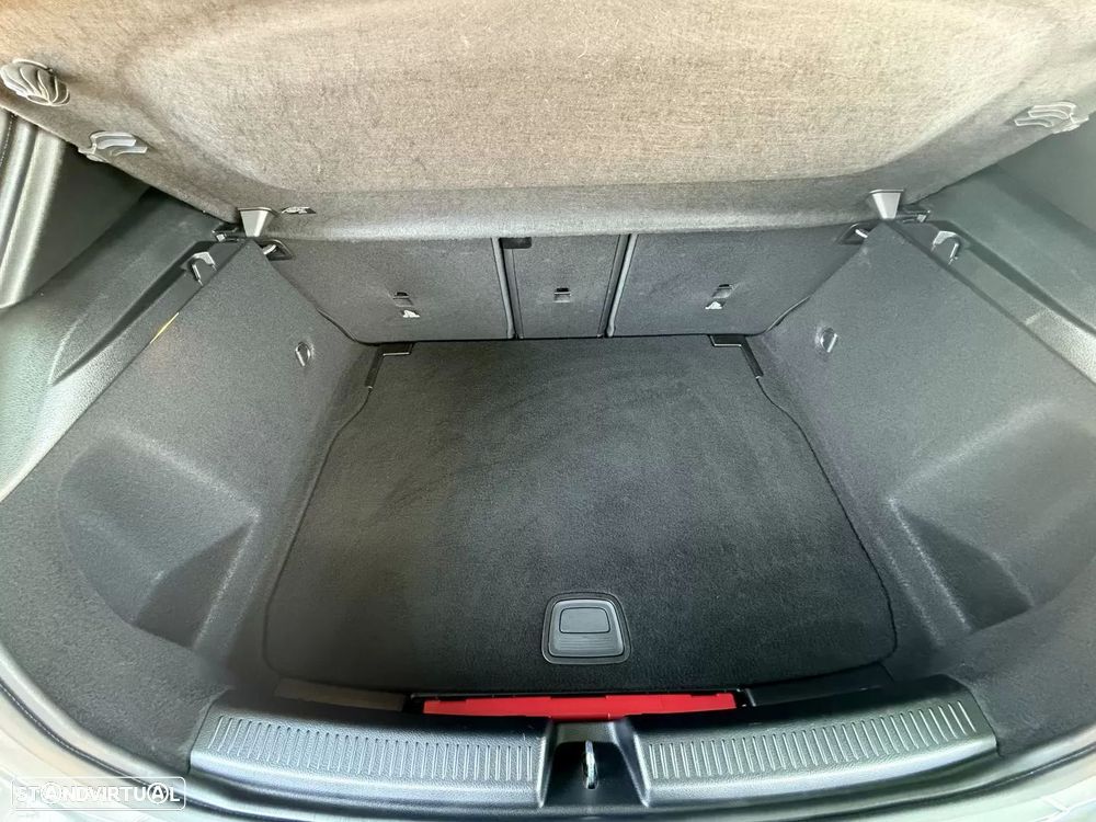 Mercedes-Benz A 180 d AMG Line Aut. - 19
