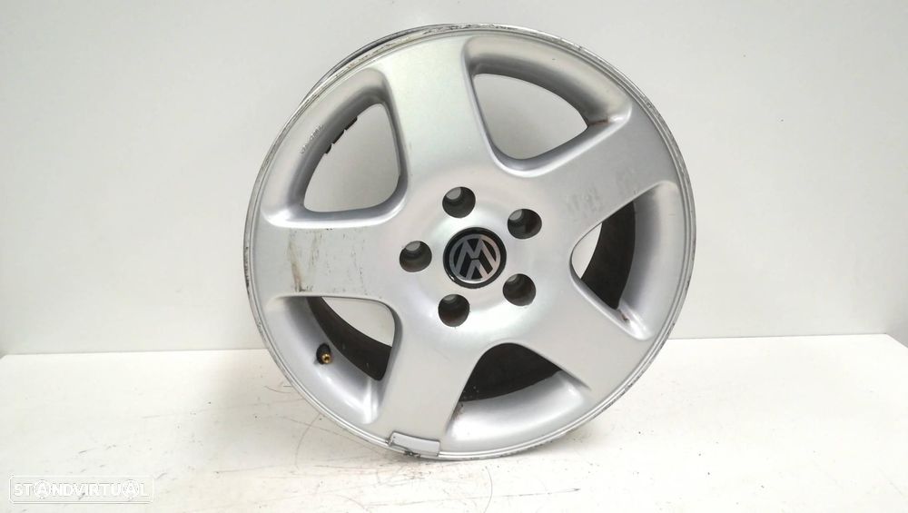 PNEU VOLKSWAGEN PASSAT BERLINA 3B2 - 1