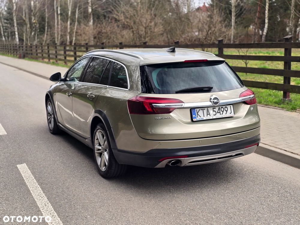 Opel Insignia 2.0 CDTI Cosmo 4x4 S&S - 17