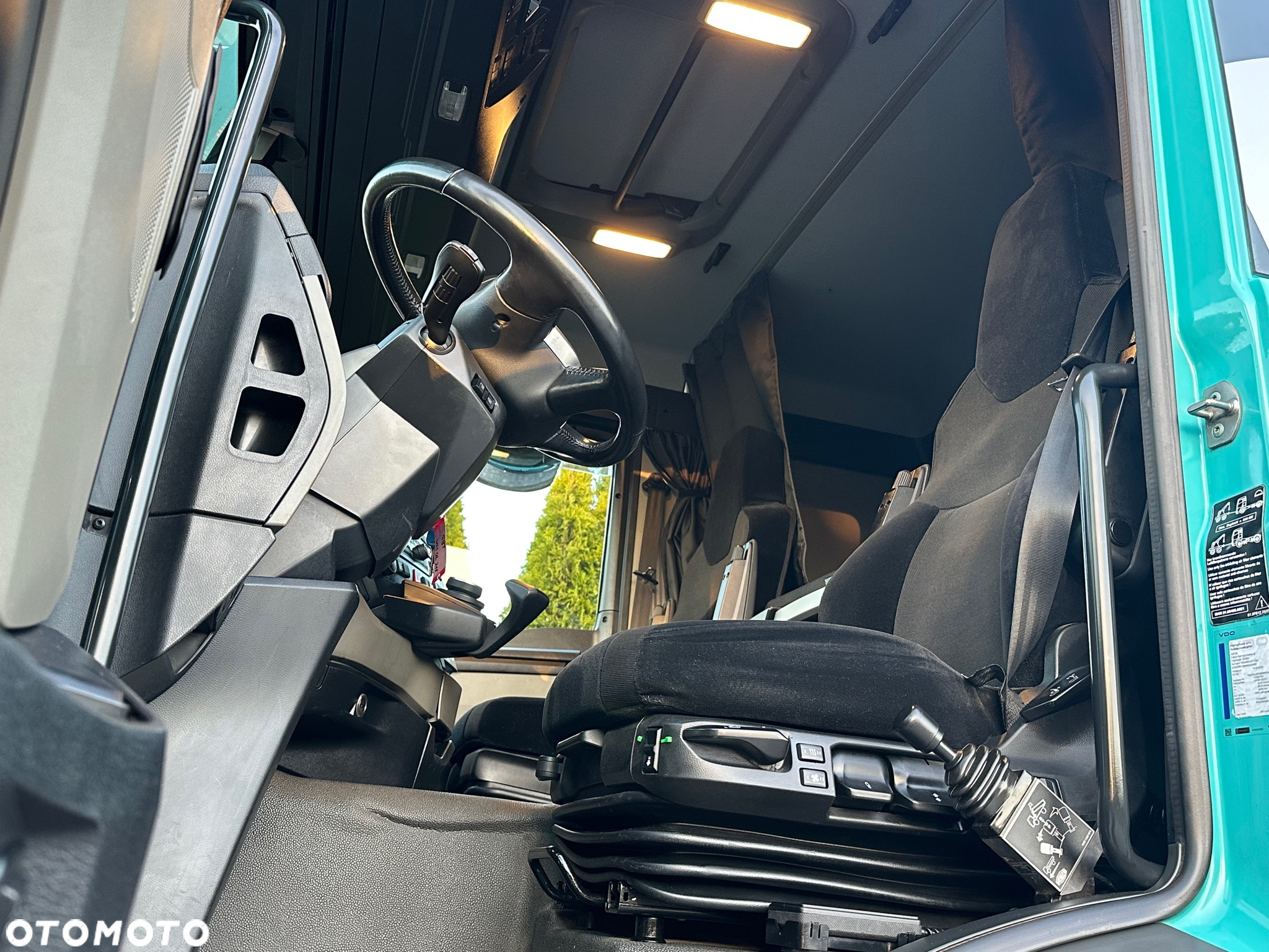 MAN / TGS / 18.510 / 4x4 / STAŁY NAPĘD + REDUKTOR  / ALLROAD / - 28