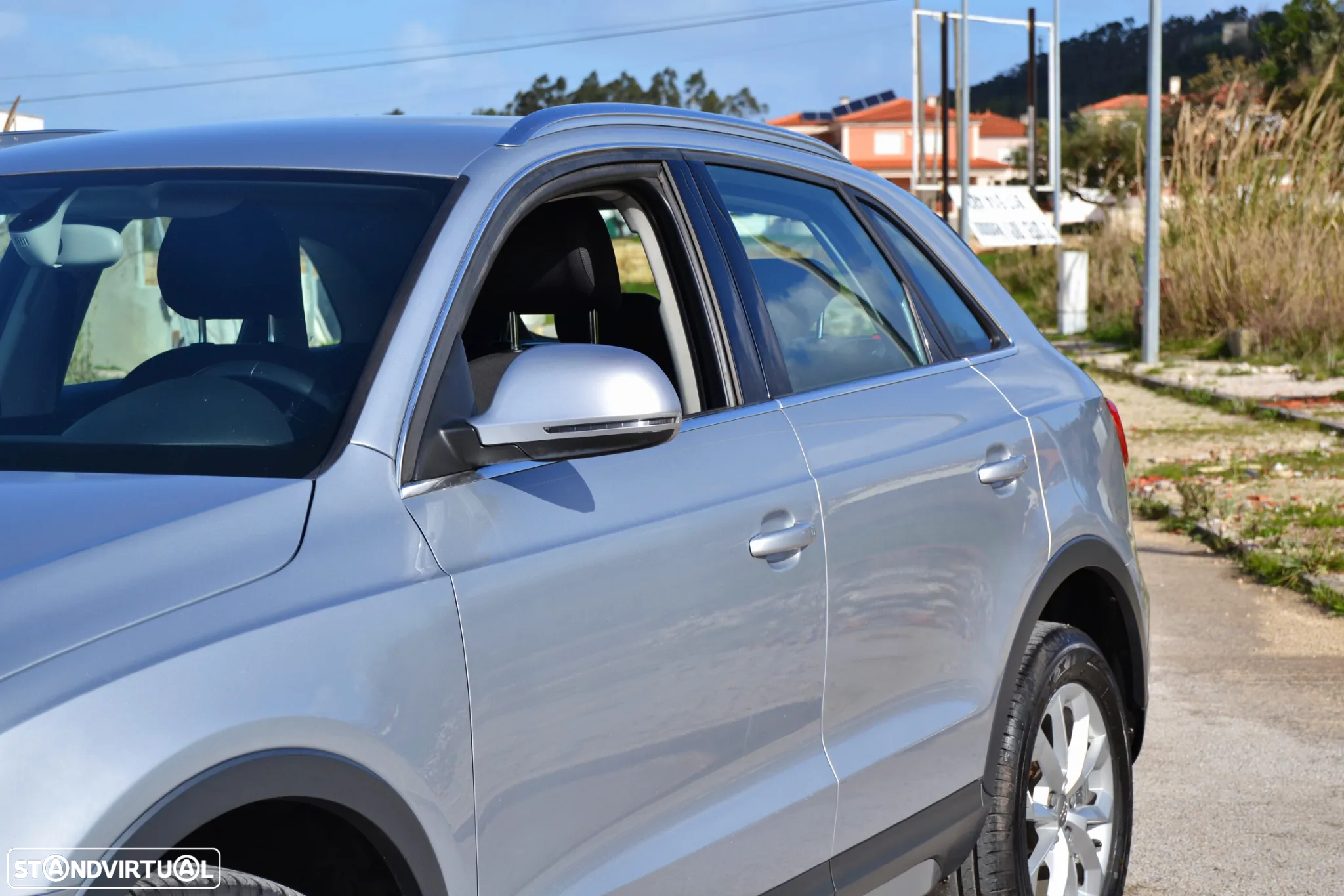 Audi Q3 2.0 TDI quattro Design S tronic - 4