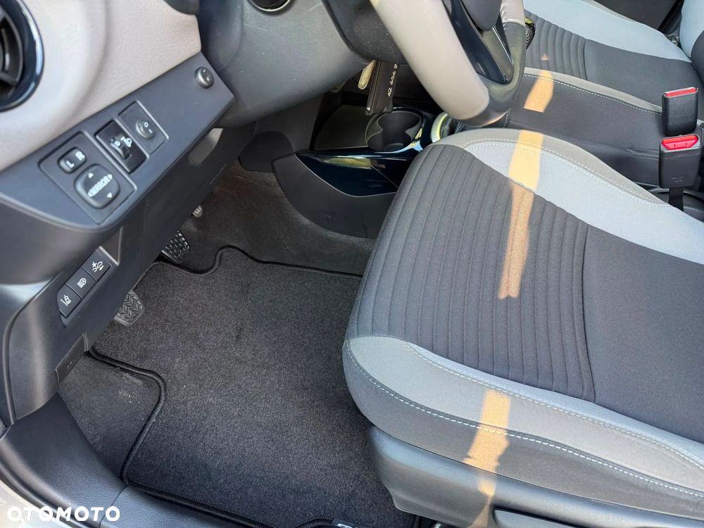 Toyota Yaris 1.5 Selection - 16