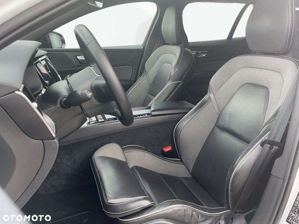 Volvo V60 - 11
