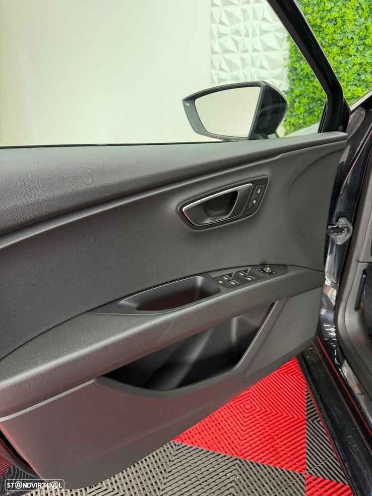 SEAT Leon 2.0 TDI DPF FR - 5