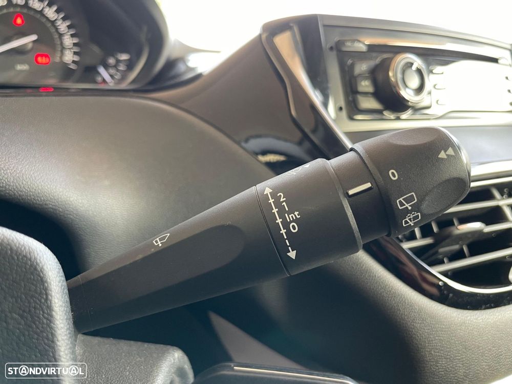 Peugeot 208 1.0 PureTech Access - 17
