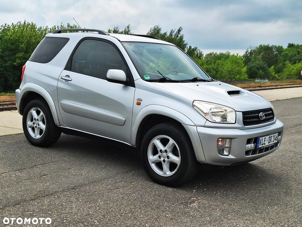 Toyota RAV4 D-4D 4x4 - 33