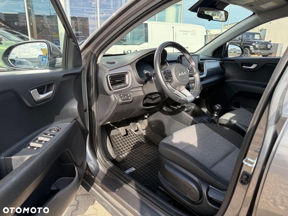 Kia Stonic 1.2 M - 13