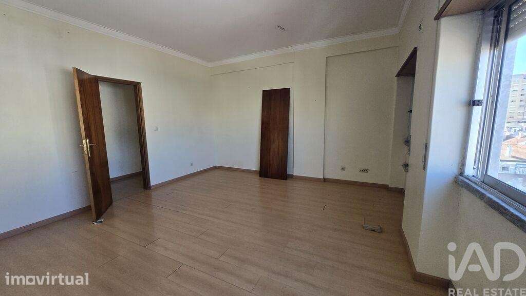 Apartamento T2 em Amora de 71,21 m2 - Grande imagem: 5/17