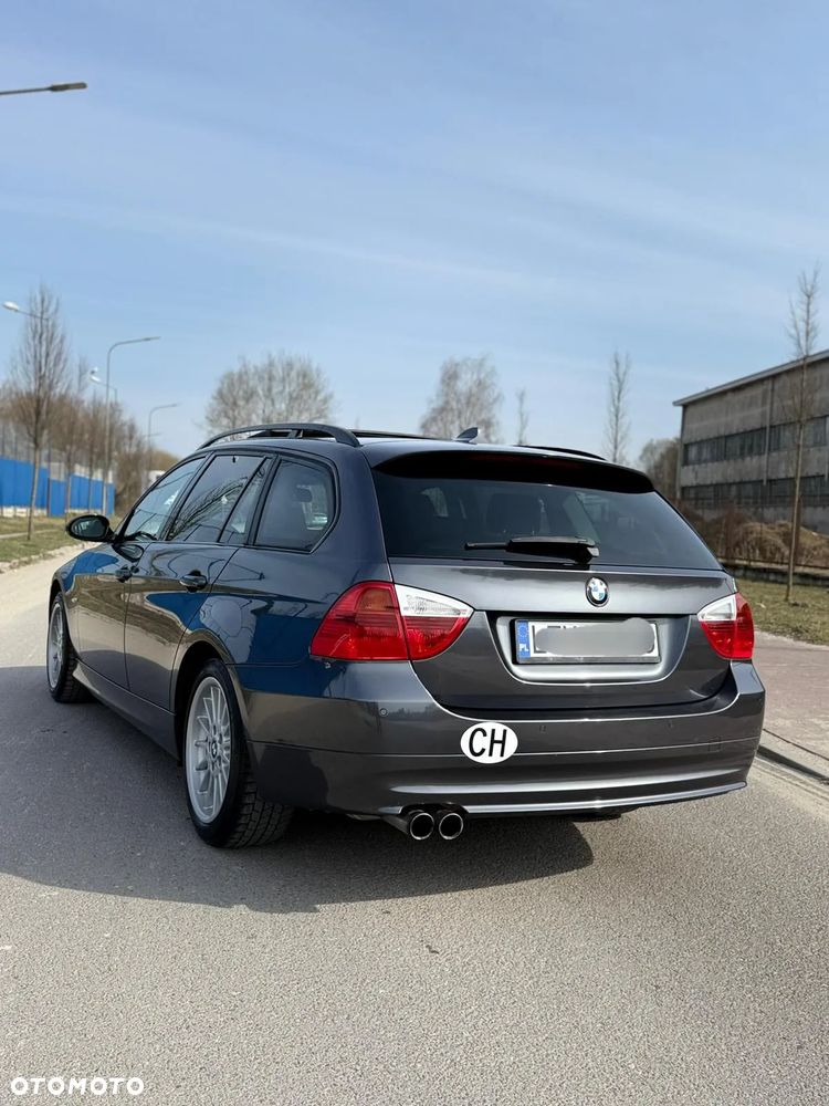 BMW Seria 3 330xi - 5