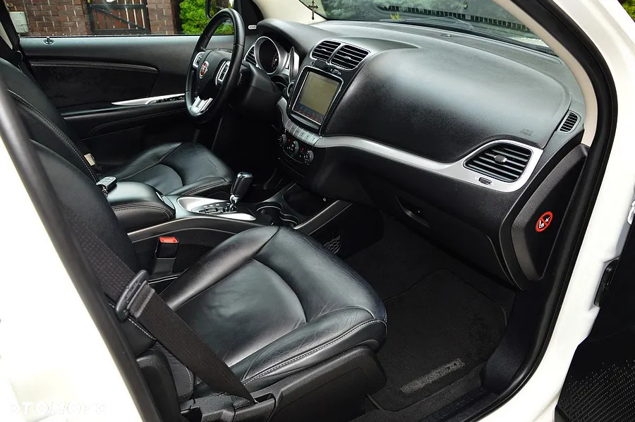 Fiat Freemont 2.0 Multijet 16V DPF Automatik Allrad Black Code - 24