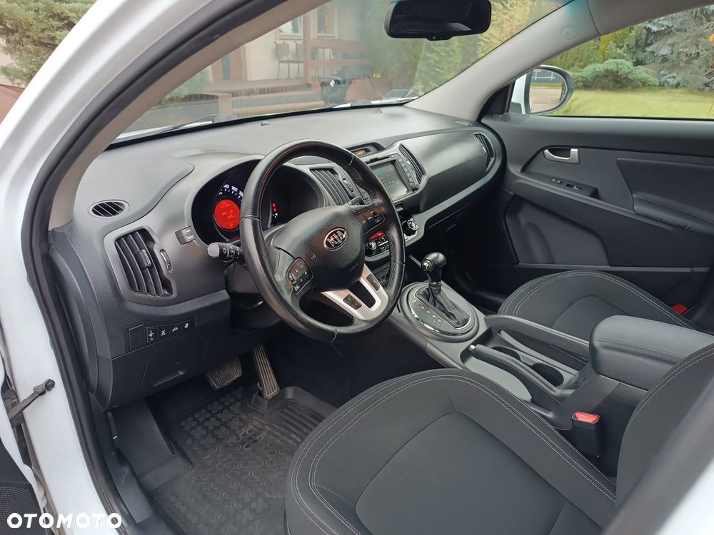 Kia Sportage 2.0 L - 7