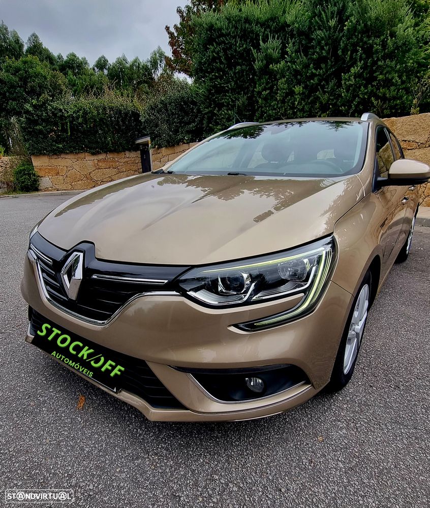 Renault Mégane Sport Tourer - 14
