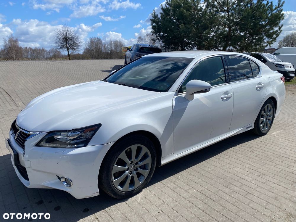 Lexus GS 300h - 1