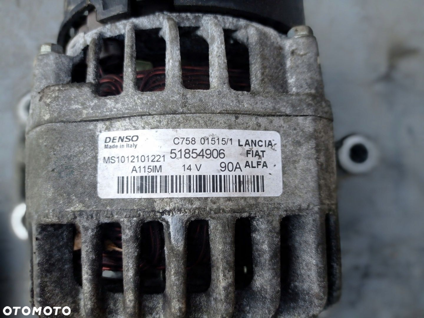Alternator Fiat Doblo II Lift 1.3 MJet 51854906 - 3