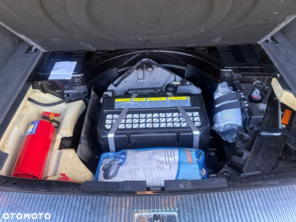 Volkswagen Touareg 3.0 V6 TDI Tiptr - 14