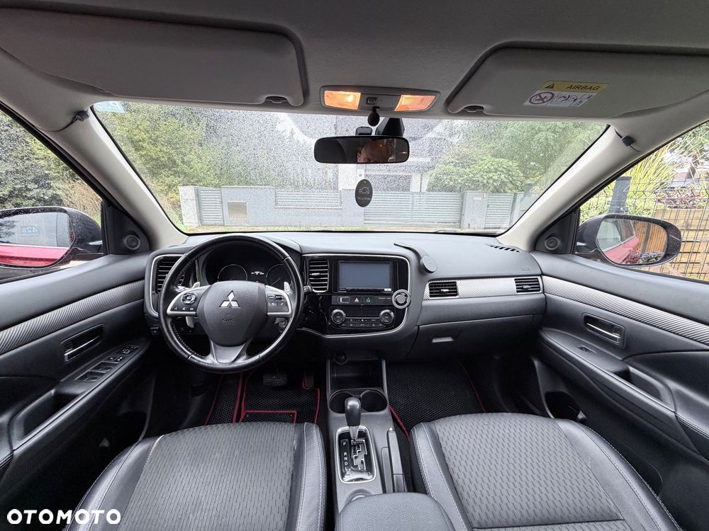 Mitsubishi Outlander 2.0 Intense 4WD CVT - 9