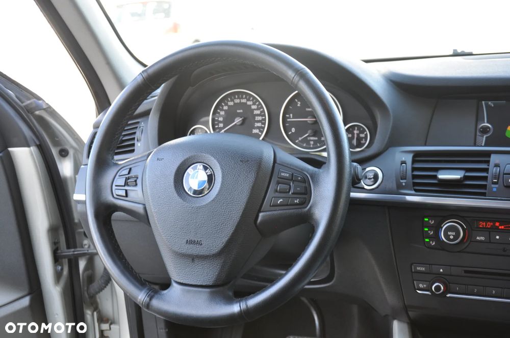 BMW X3 xDrive20d - 24
