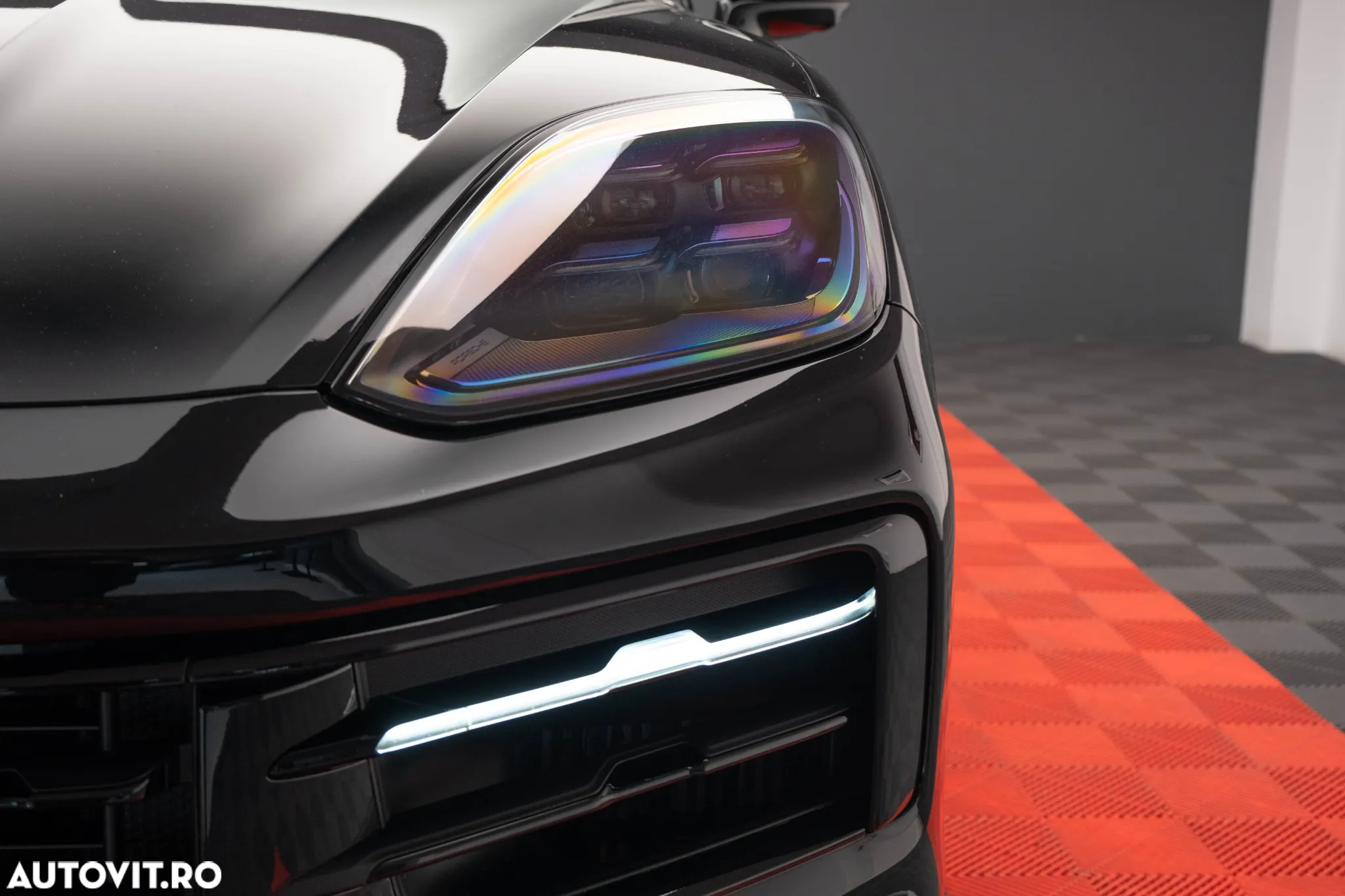 Porsche Cayenne S - 13