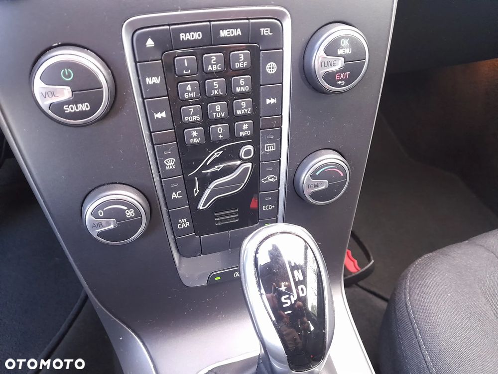 Volvo V40 D2 Geartronic Kinetic - 18