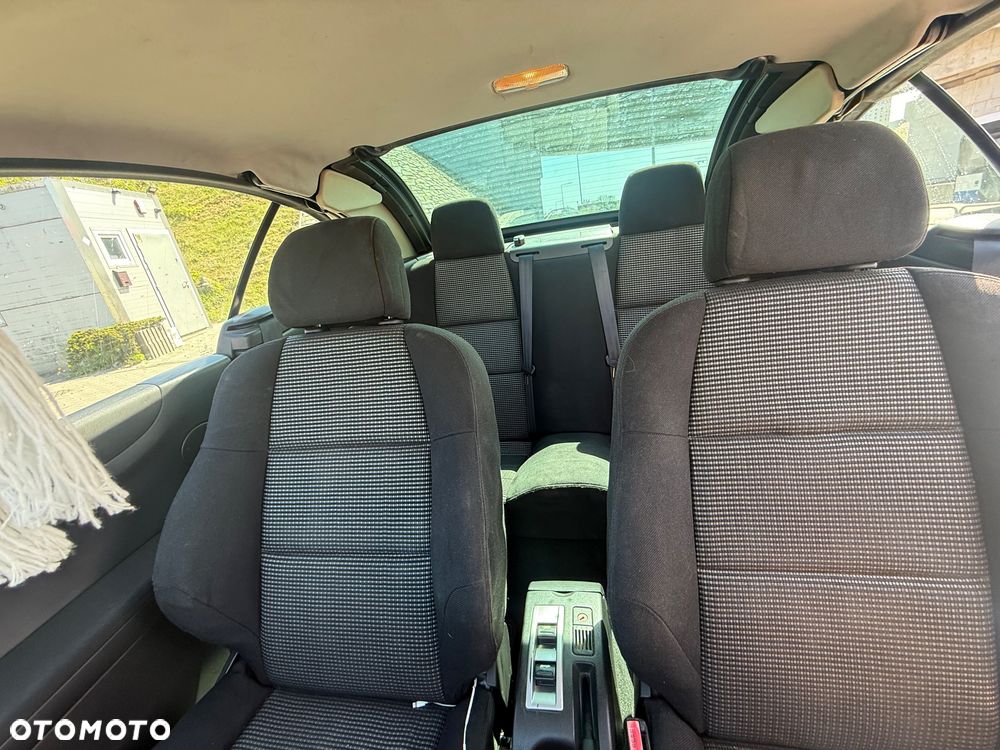 Peugeot 307 CC 1.6 Intense - 14