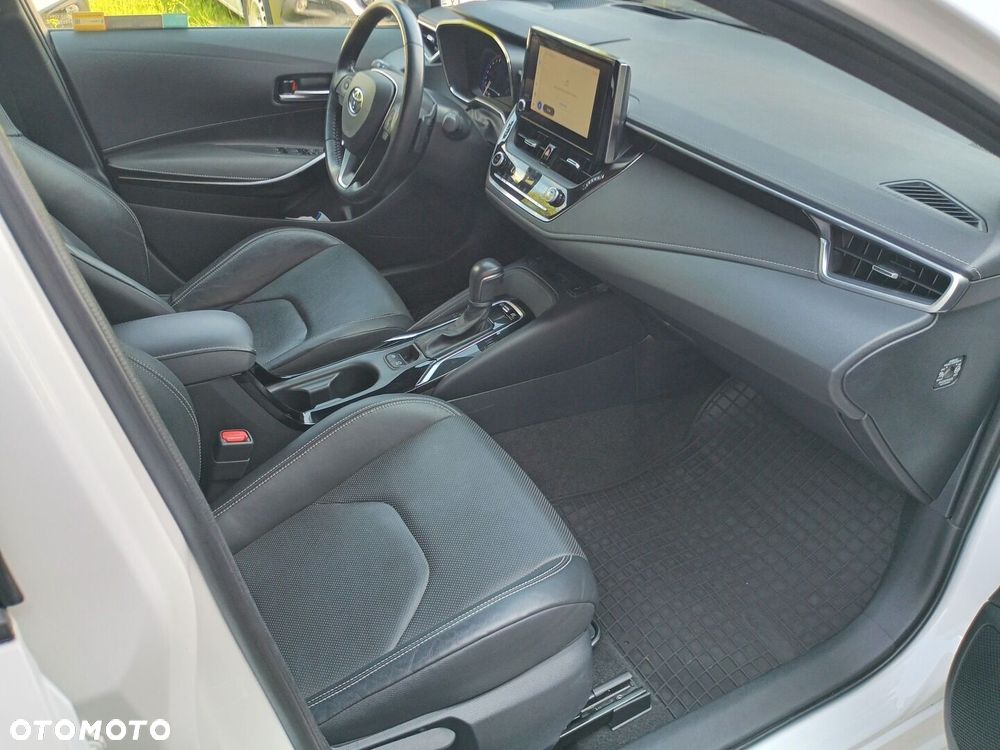 Toyota Corolla - 8