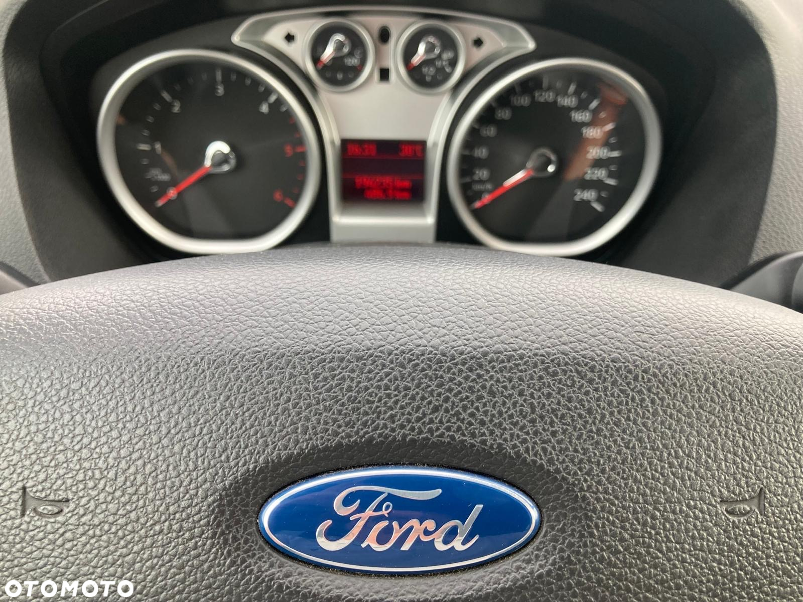 Ford Kuga 2.0 TDCi Titanium - 19