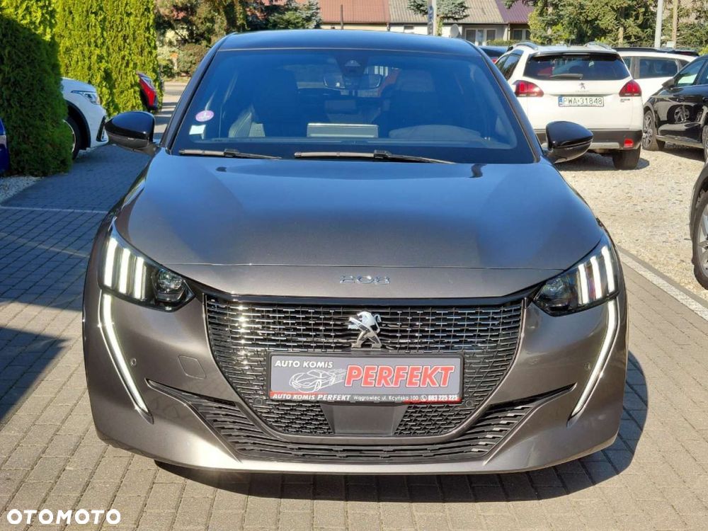 Peugeot 208 - 3