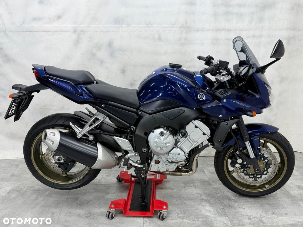 Yamaha FZ - 12