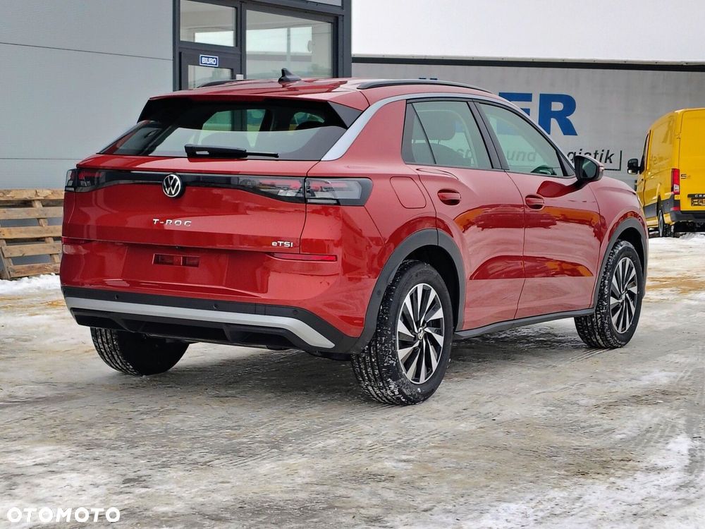 Volkswagen T-Roc - 9