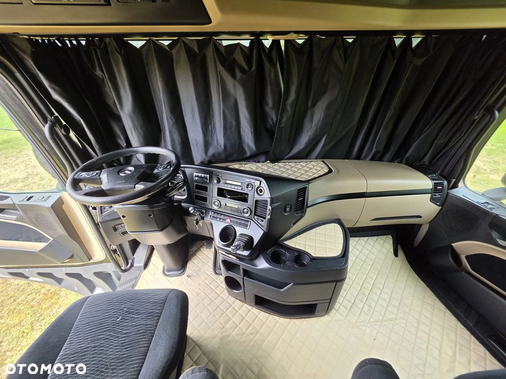 Mercedes-Benz Actros - 40