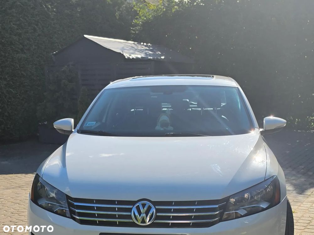 Volkswagen Passat 2.0 TDI Comfortline DSG - 1