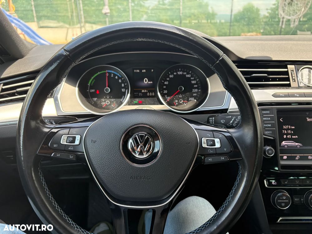 Volkswagen Passat 1.4 TSI DSG GTE - 9