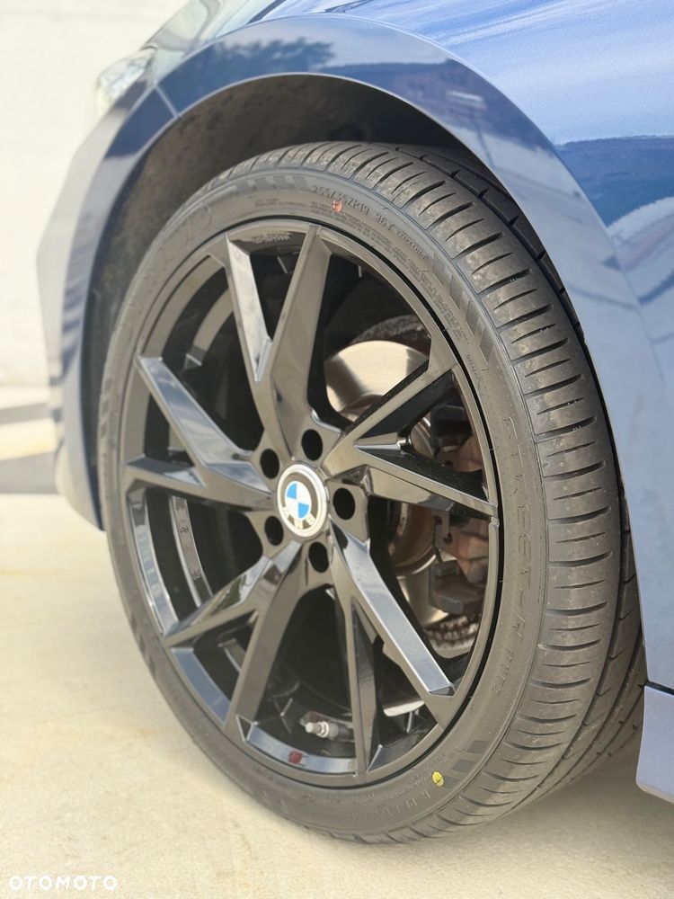 BMW Seria 3 318d Touring M Sport - 32