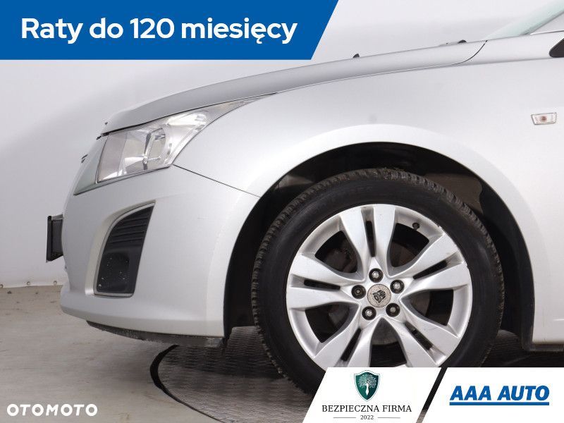 Chevrolet Cruze - 16