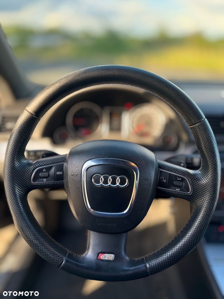 Audi A4 Avant - 9