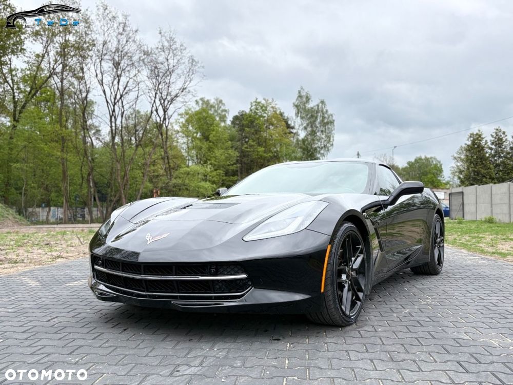 Chevrolet Corvette - 3