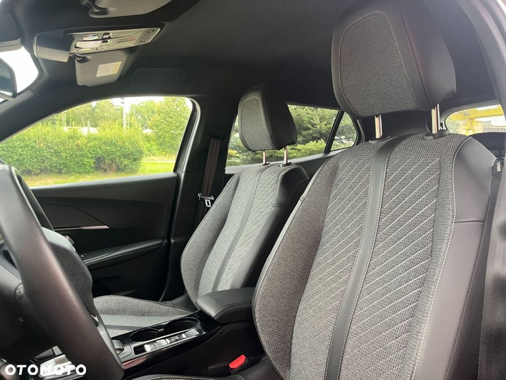 Peugeot 2008 - 23