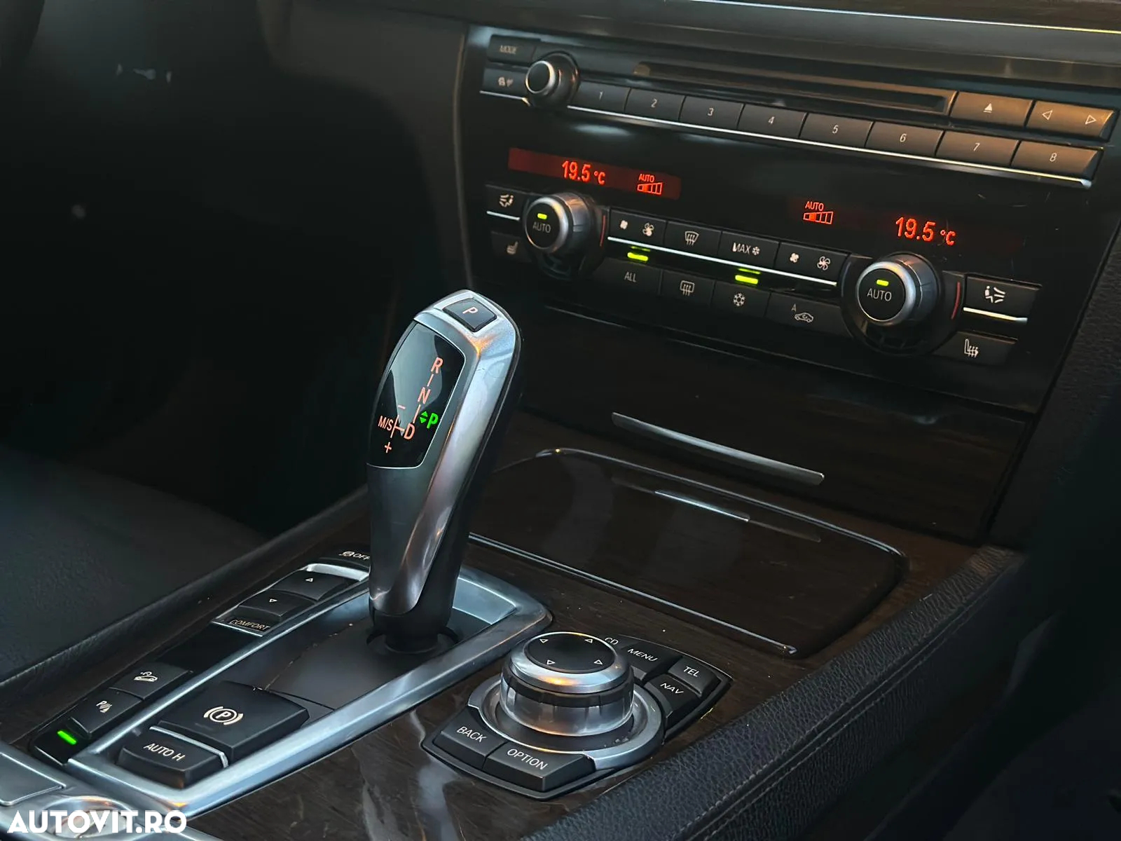 BMW Seria 7 740d xDrive - 17