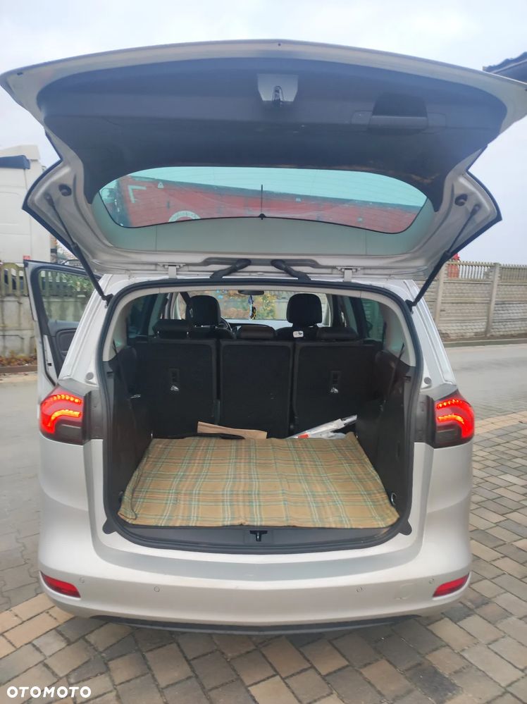 Opel Zafira 1.4 T Elite - 10