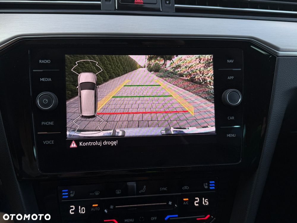 Volkswagen Passat 2.0 TSI Elegance DSG - 5