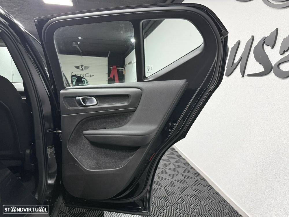 Volvo XC 40 1.5 T2 Momentum Plus - 14
