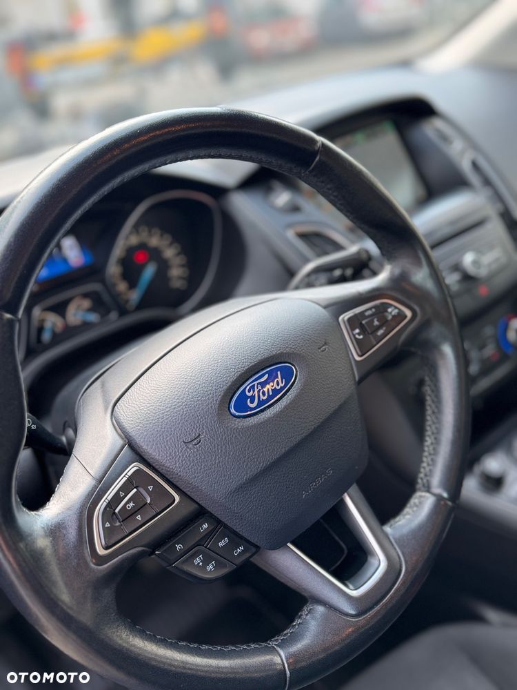 Ford Focus - 10