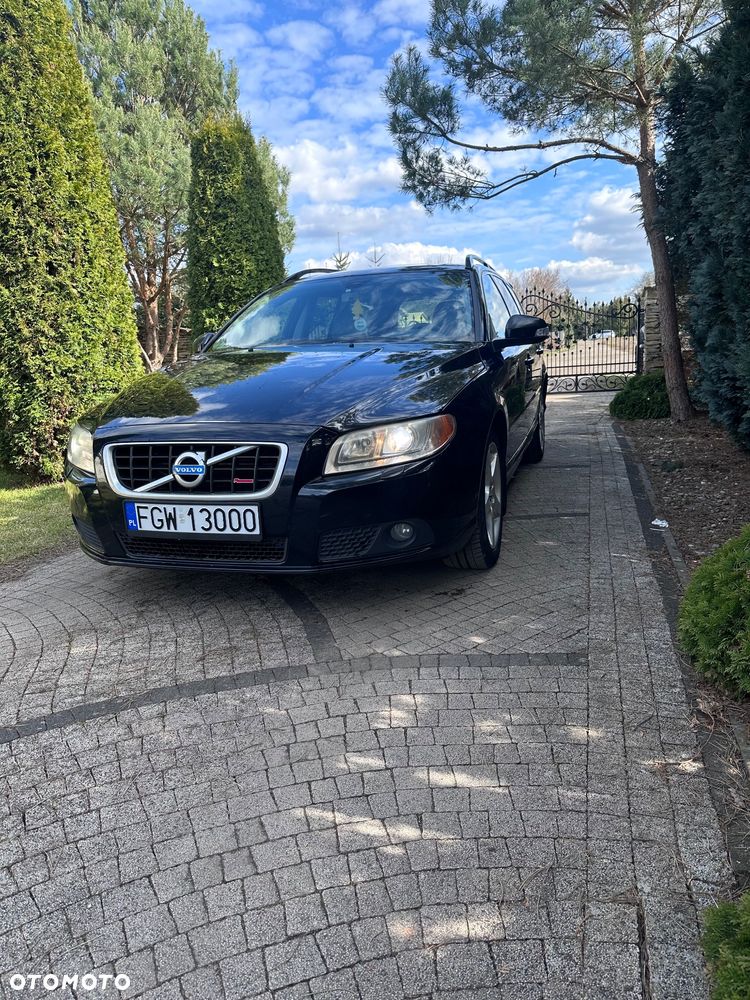 Volvo V70 D4 AWD Summum - 1