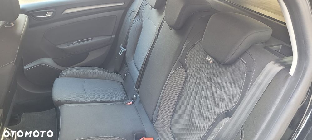 Renault Megane BLUE dCi 115 EDC BUSINESS EDITION - 33