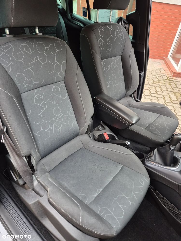 Ford B-MAX - 28