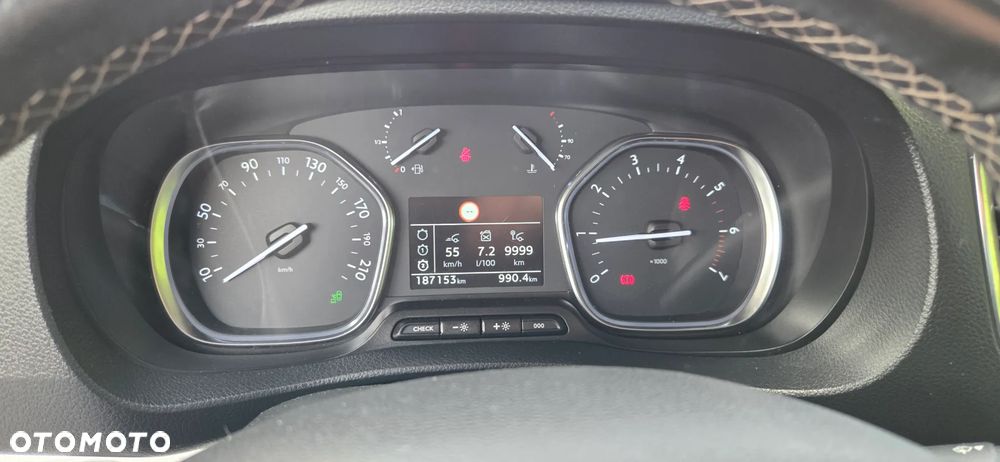 Peugeot Traveller 2.0 BlueHDi Standard Business Vip - 25