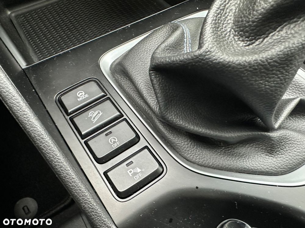 Hyundai Tucson blue 1.7 CRDi 2WD Passion - 19