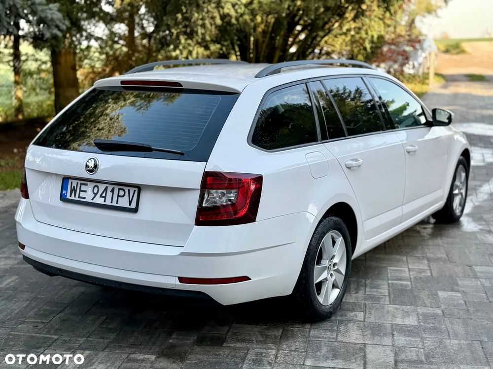 Skoda Octavia 1.6 TDI Ambition - 4