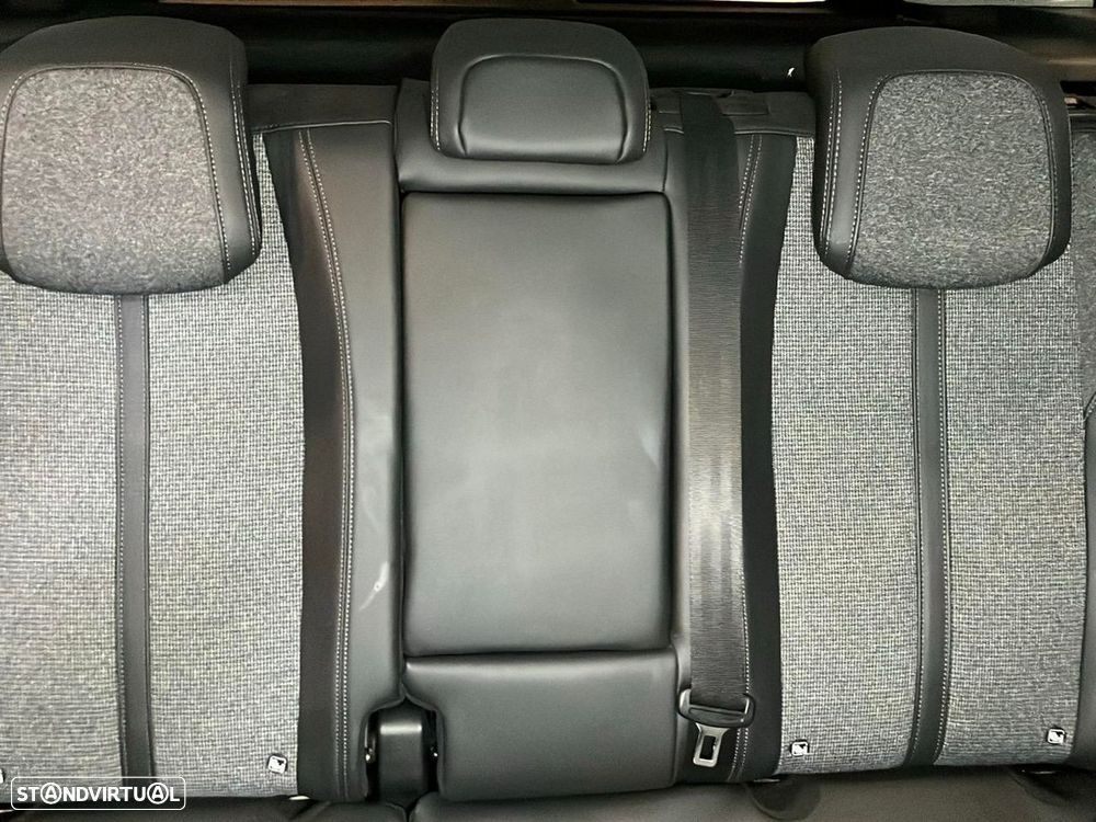 Peugeot 3008 1.5 BlueHDi Allure EAT8 - 19