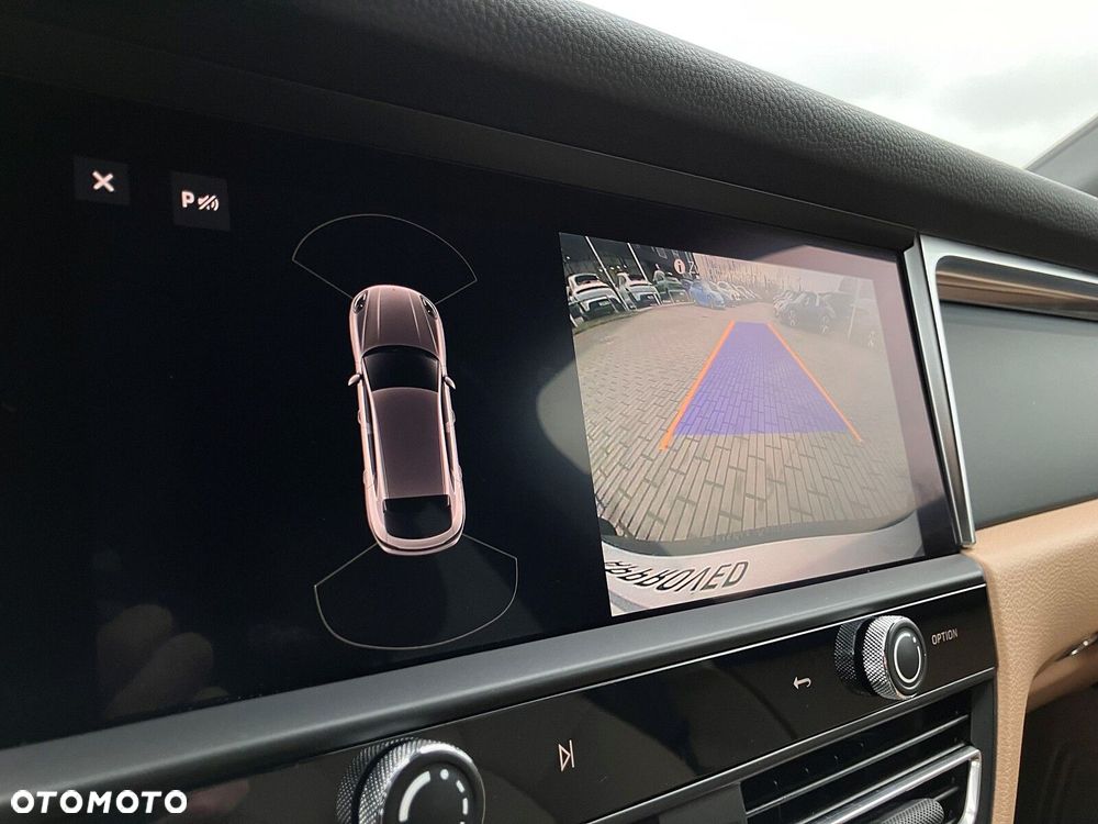 Porsche Macan - 31